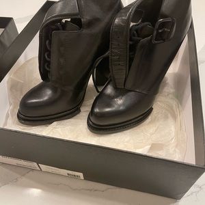 Alexander Wang Black Luca Boots, size 38.5. Very good condition.